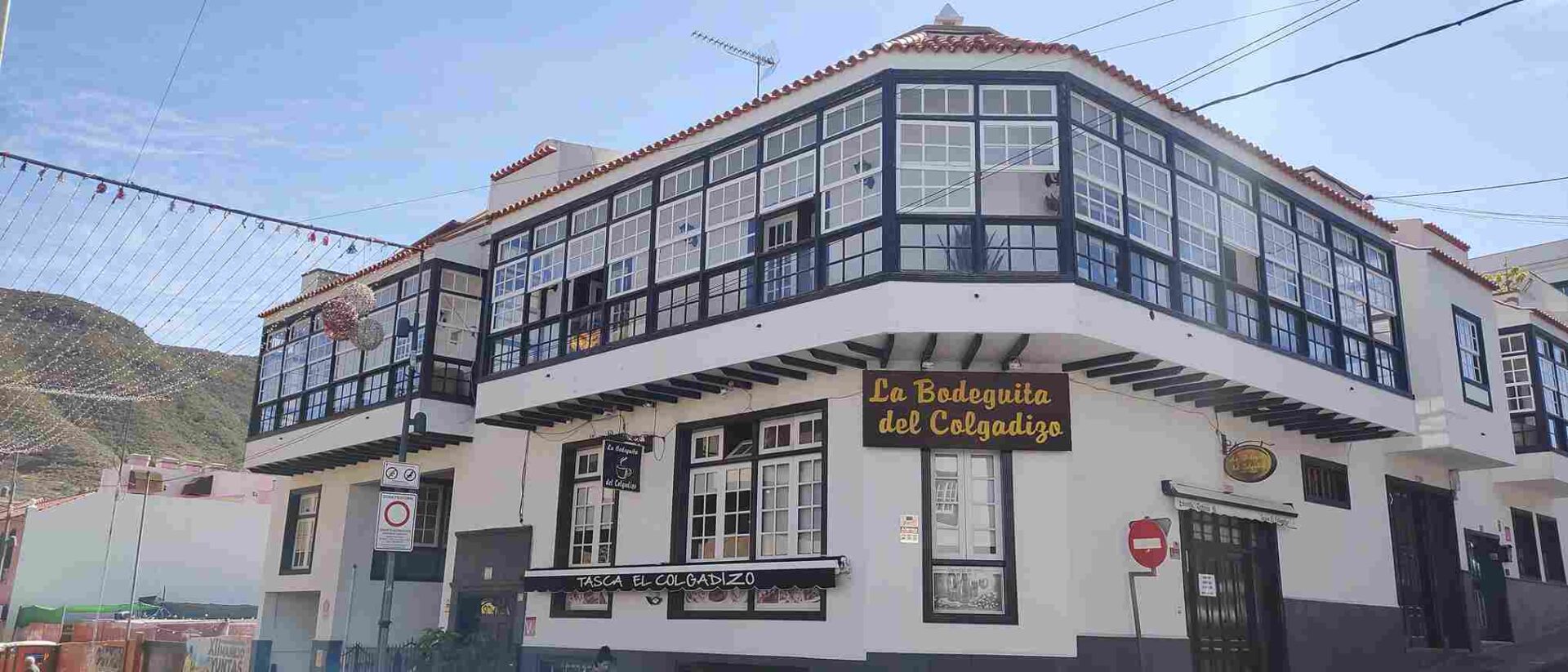 fachada la bodeguita del colgadizo